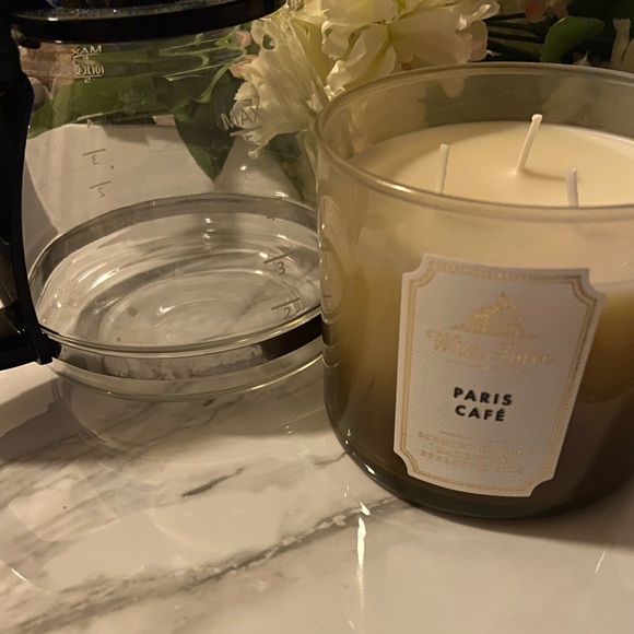 NWT🏷DISCONTINUED☕️🍶”Paris Café”White Barn Candle - Picture 3 of 8